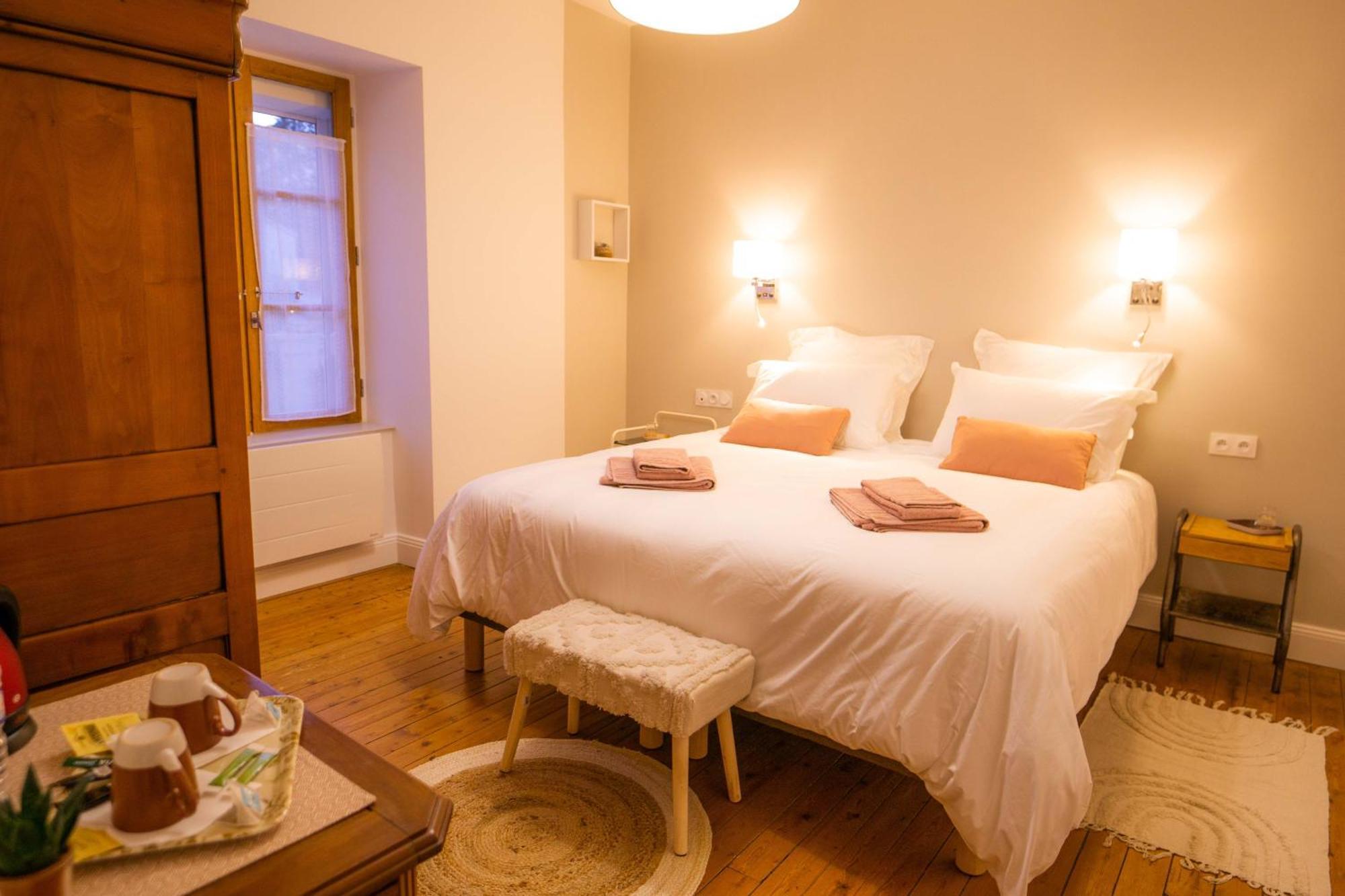 Les Balcons Sur La Loire Bed & Breakfast Chalonnes-sur-Loire Exterior foto